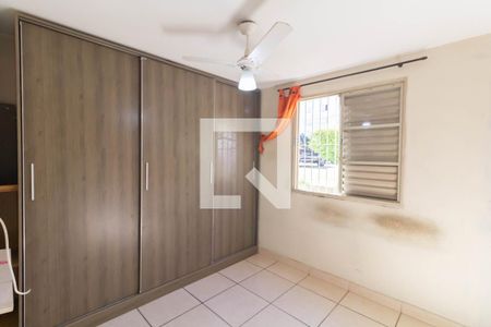Quarto 1 de apartamento para alugar com 2 quartos, 39m² em Conjunto Habitacional Barro Branco Ii, São Paulo