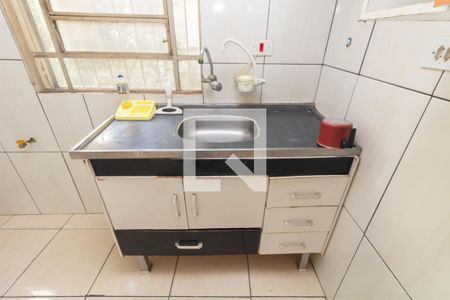 Cozinha e Área de serviço de apartamento para alugar com 2 quartos, 39m² em Conjunto Habitacional Barro Branco Ii, São Paulo