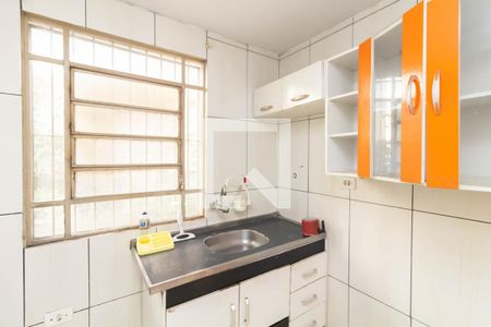 Cozinha e Área de serviço de apartamento para alugar com 2 quartos, 39m² em Conjunto Habitacional Barro Branco Ii, São Paulo