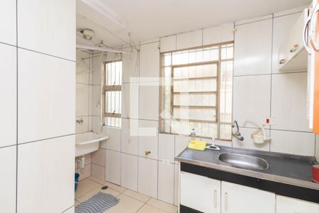 Cozinha e Área de serviço de apartamento para alugar com 2 quartos, 39m² em Conjunto Habitacional Barro Branco Ii, São Paulo