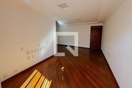 Sala de apartamento para alugar com 3 quartos, 120m² em Centro, Juiz de Fora