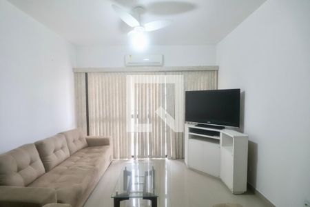 Sala de apartamento para alugar com 2 quartos, 90m² em Jardim Las Palmas, Guarujá