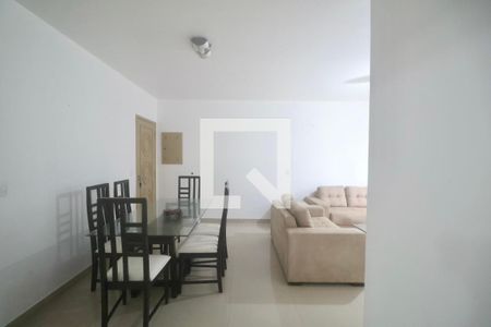 Sala de apartamento para alugar com 2 quartos, 90m² em Jardim Las Palmas, Guarujá