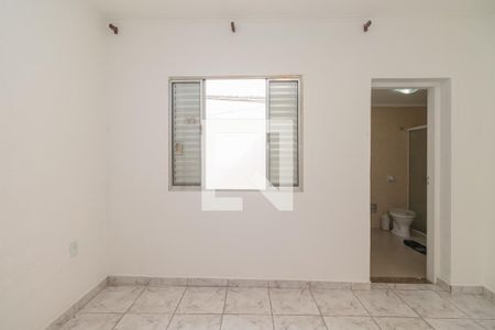 Suíte de casa para alugar com 3 quartos, 180m² em Vila Antonieta, São Paulo