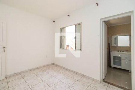 Suíte de casa para alugar com 3 quartos, 180m² em Vila Antonieta, São Paulo