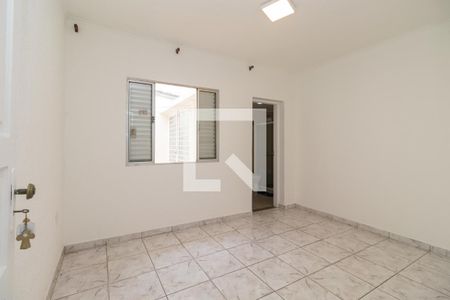 Suíte de casa para alugar com 3 quartos, 180m² em Vila Antonieta, São Paulo
