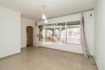 Sala de casa para alugar com 3 quartos, 180m² em Vila Antonieta, São Paulo