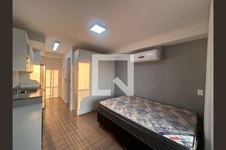 Quarto  de kitnet/studio à venda com 1 quarto, 25m² em Santo Amaro, São Paulo