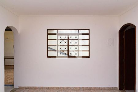 Casa para alugar com 1 quarto, 120m² em Vila Antonieta, São Paulo