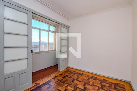 Quarto 1 de apartamento para alugar com 3 quartos, 90m² em Navegantes, Porto Alegre