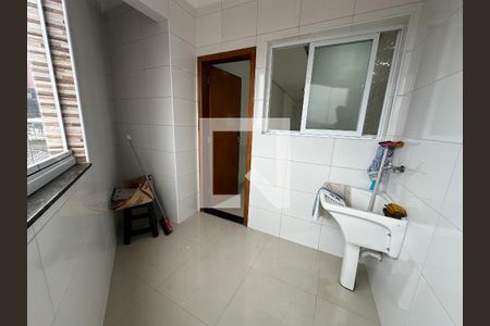 Área de Serviço de apartamento para alugar com 3 quartos, 257m² em Centro, São Vicente