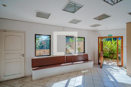 Sala de casa à venda com 7 quartos, 250m² em Conjunto Residencial Butanta, São Paulo