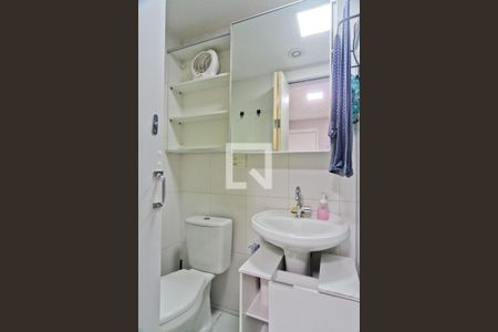 Banheiro de kitnet/studio à venda com 1 quarto, 24m² em Santana, São Paulo