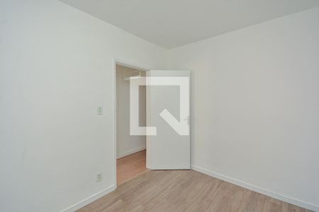 Casa à venda com 4 quartos, 180m² em Cidade Dutra, São Paulo