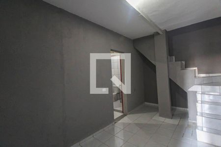 Sala de casa para alugar com 2 quartos, 82m² em Jardim Sao Francisco, São Paulo