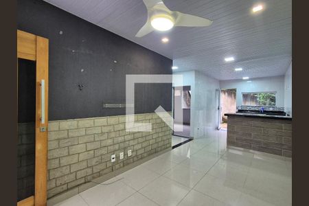 Casa de Condomínio para alugar com 2 quartos, 113m² em Vargem Grande, Rio de Janeiro