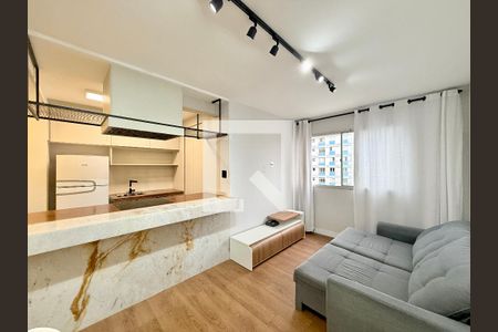 Sala de apartamento para alugar com 2 quartos, 50m² em Cidade Monções, São Paulo