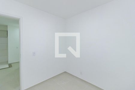 Quarto 2 de apartamento para alugar com 2 quartos, 38m² em Jardim Bandeirantes, São Paulo