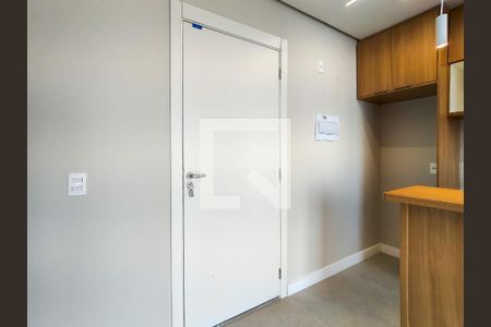 Entrada de apartamento para alugar com 2 quartos, 45m² em Santo Cristo, Rio de Janeiro