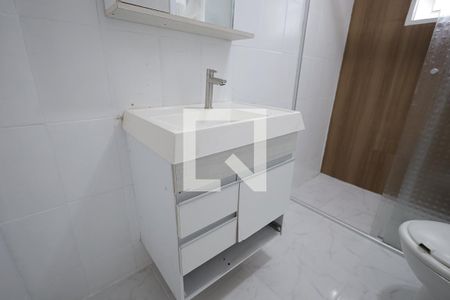 Banheiro 1 de casa para alugar com 3 quartos, 70m² em Jardim do Estádio, Santo André