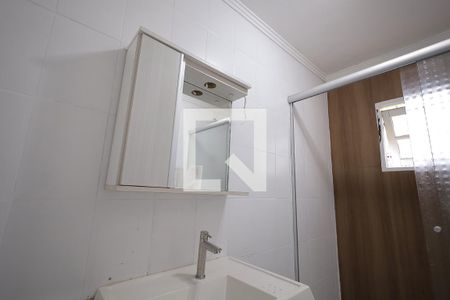 Banheiro 1 de casa para alugar com 3 quartos, 70m² em Jardim do Estádio, Santo André