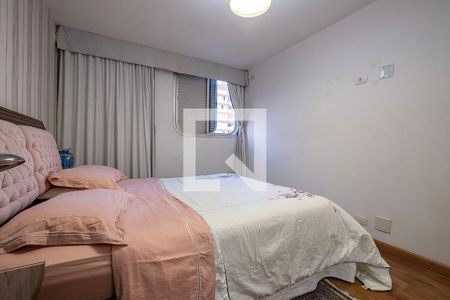 Suíte de apartamento à venda com 2 quartos, 130m² em Pinheiros, São Paulo
