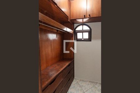 Suíte - Closet  de casa à venda com 3 quartos, 160m² em Jardim Japao, São Paulo