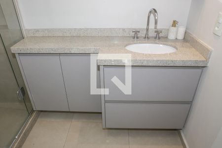Banheiro de kitnet/studio à venda com 1 quarto, 41m² em Jardim Paulista, São Paulo
