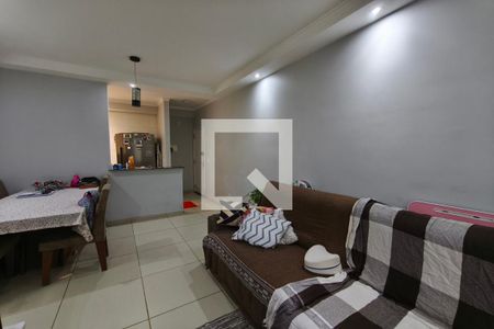 Sala de apartamento para alugar com 3 quartos, 78m² em Jardim Santa Eudoxia, Campinas