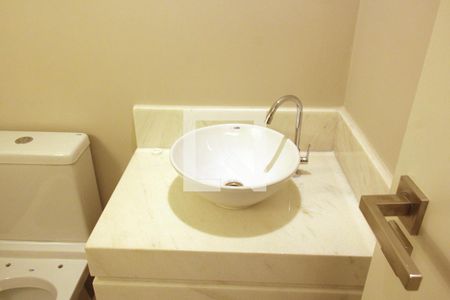 Lavabo de apartamento para alugar com 2 quartos, 84m² em Ponta da Praia, Santos