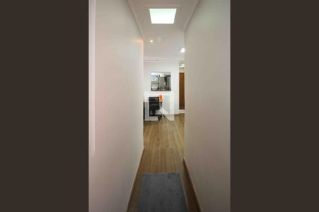 Corredor de apartamento à venda com 2 quartos, 56m² em Vila Alpina, São Paulo