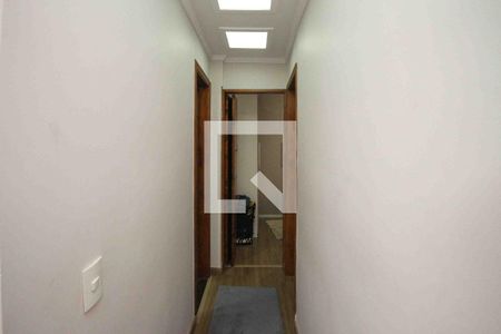 Corredor de apartamento à venda com 2 quartos, 56m² em Vila Alpina, São Paulo