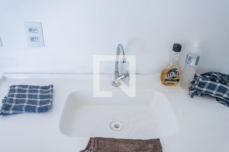 Sala, cozinha e área de serviço de apartamento à venda com 2 quartos, 36m² em Moinho Velho, São Paulo