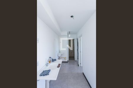 Sala, cozinha e área de serviço de apartamento à venda com 2 quartos, 36m² em Moinho Velho, São Paulo