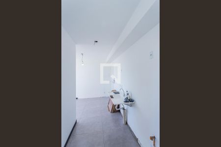 Sala, cozinha e área de serviço de apartamento à venda com 2 quartos, 36m² em Moinho Velho, São Paulo