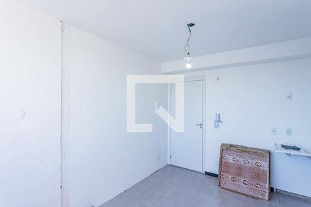 Sala, cozinha e área de serviço de apartamento à venda com 2 quartos, 36m² em Moinho Velho, São Paulo