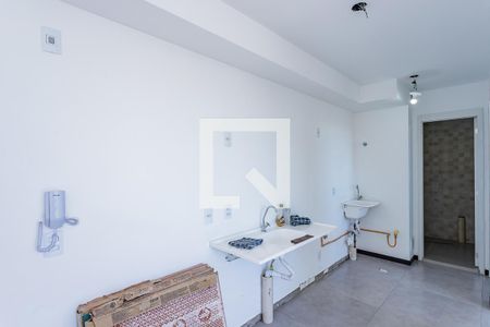 Sala, cozinha e área de serviço de apartamento à venda com 2 quartos, 36m² em Moinho Velho, São Paulo