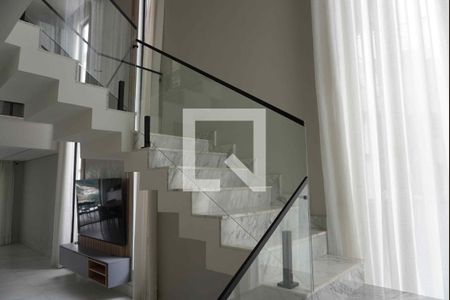 Sala de Estar de casa de condomínio para alugar com 3 quartos, 200m² em Suru, Barueri