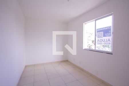 Quarto 2 de apartamento para alugar com 2 quartos, 44m² em Vista Alegre, São Gonçalo