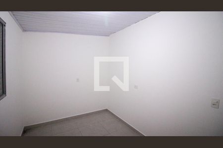 Quarto 1 de casa para alugar com 2 quartos, 70m² em Vila Carmem, São Paulo