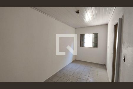 Quarto de casa para alugar com 1 quarto, 50m² em Vila Campanela, São Paulo