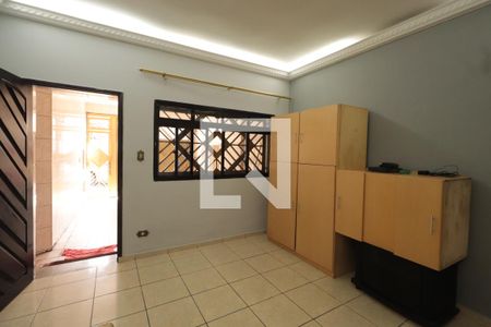 Sala de casa para alugar com 2 quartos, 164m² em Vila São Geraldo, São Paulo