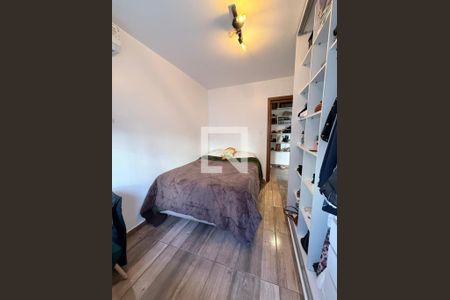 Quarto de apartamento para alugar com 1 quarto, 48m² em Jardim Dona Leopoldina, Porto Alegre