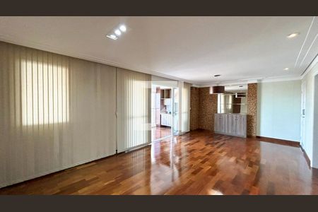 Sala de apartamento à venda com 3 quartos, 124m² em Vila Constancia, São Paulo