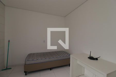 Quarto / Cozinha de kitnet/studio para alugar com 1 quarto, 15m² em Vila Sao Pedro, Santo André