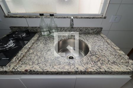 Quarto / Cozinha - Pia de kitnet/studio para alugar com 1 quarto, 15m² em Vila Sao Pedro, Santo André