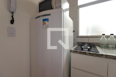 Quarto / Cozinha - Geladeira de kitnet/studio para alugar com 1 quarto, 15m² em Vila Sao Pedro, Santo André