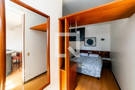 Quarto de apartamento para alugar com 1 quarto, 37m² em Lourdes, Belo Horizonte