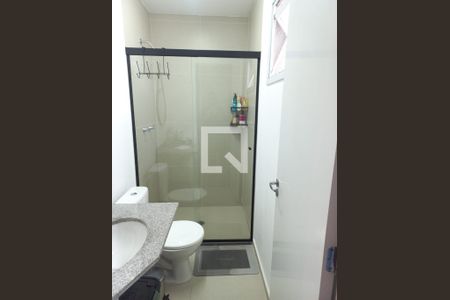 Banheiro de apartamento à venda com 2 quartos, 55m² em Rudge Ramos, São Bernardo do Campo