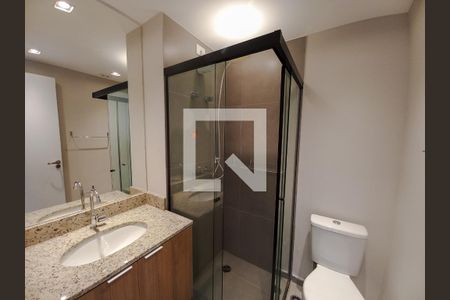 Banheiro de kitnet/studio para alugar com 1 quarto, 23m² em Santa Cecilia, São Paulo